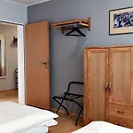 Appartement Abendsonne Obergeschoss Mit Balkon *